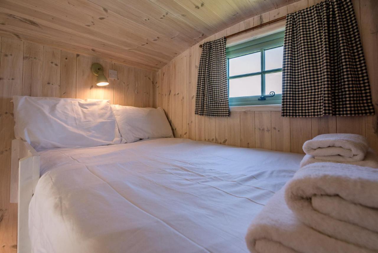 Honeysuckle Farm Holidays By Stay In Suffolk, Monk Soham Вудбридж Екстер'єр фото